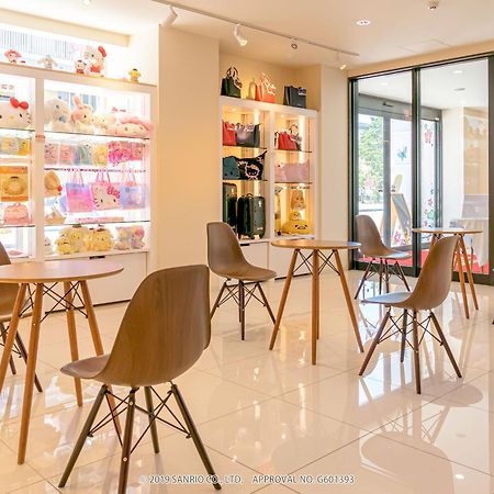 Hotel Okinawa With Sanrio Characters Наха Экстерьер фото