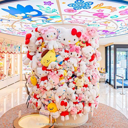 Hotel Okinawa With Sanrio Characters Наха Экстерьер фото