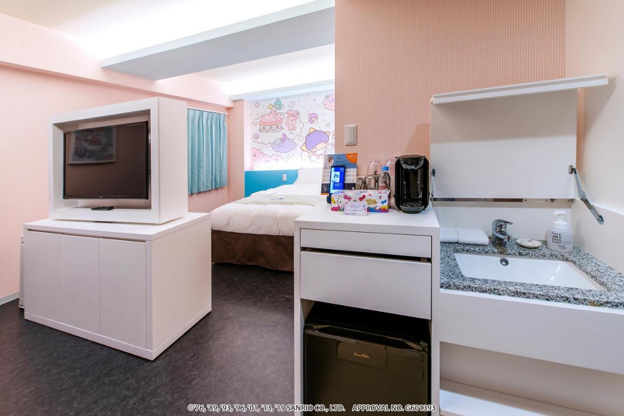 Hotel Okinawa With Sanrio Characters Наха Экстерьер фото